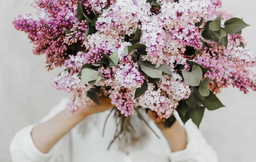 Benefits of Buying Local Blooms